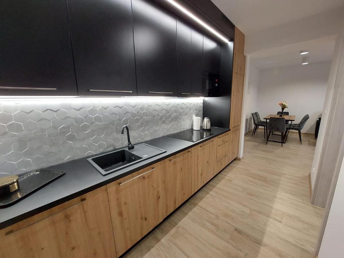 Loshouse Apartment *